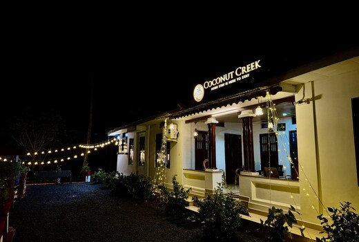 Coconut Creek Farmstay