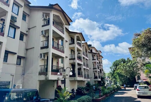 Studio Bright side | PRIJA HOMES