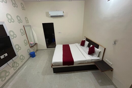 Royal Shyam Palace Aloda Rd