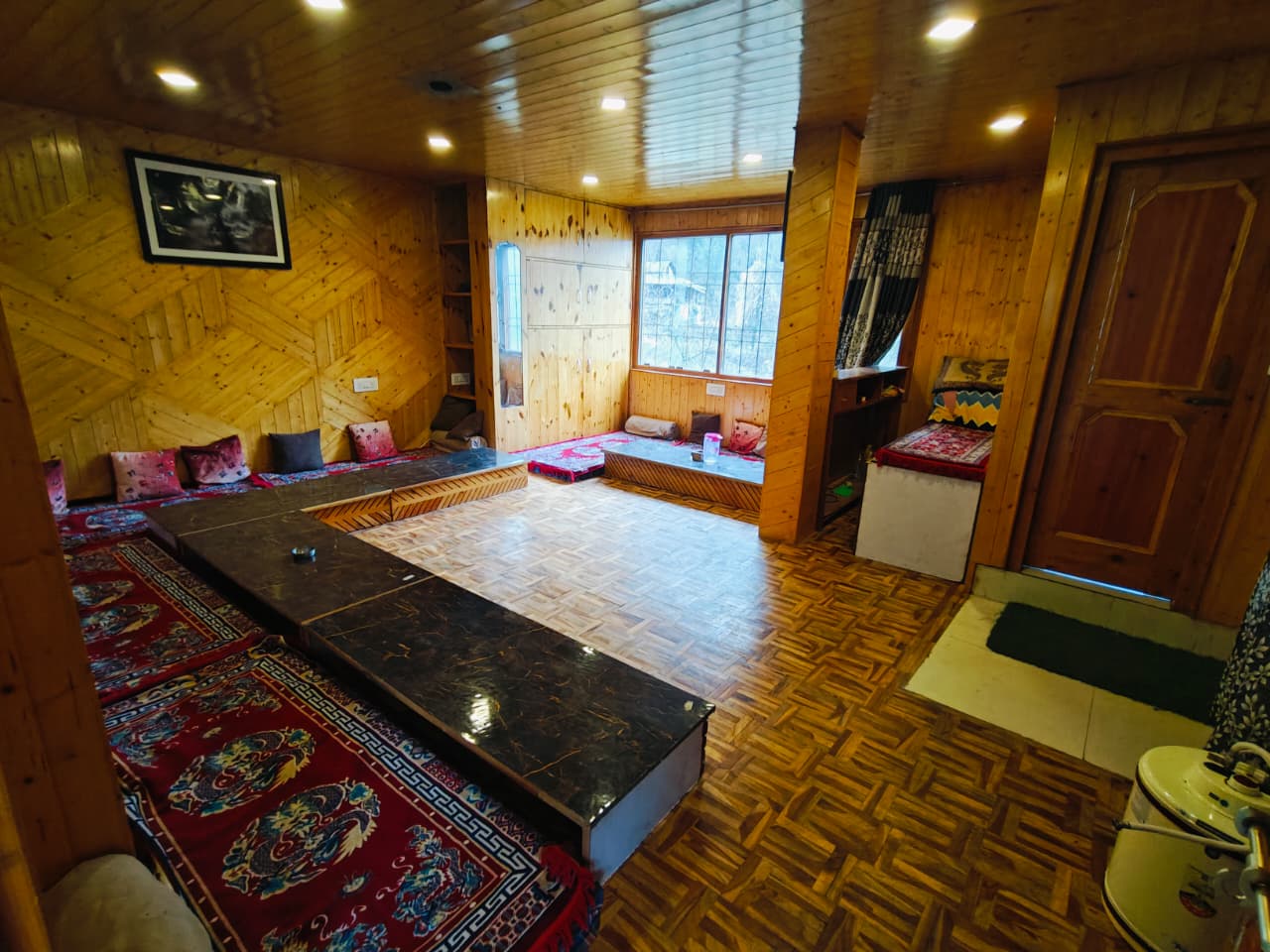 Main gallery