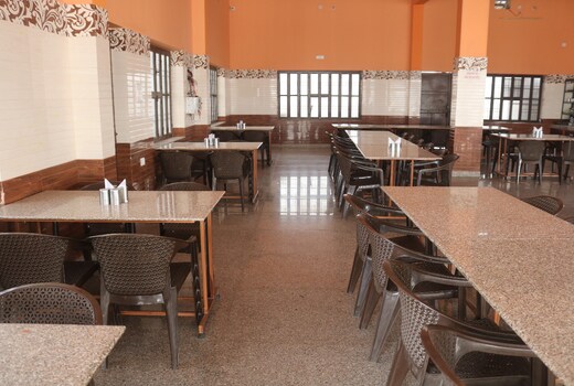 Mahadev Resturant & House