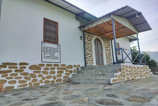 Bistana Homestay | Near Lansdowne Kandakhal Road