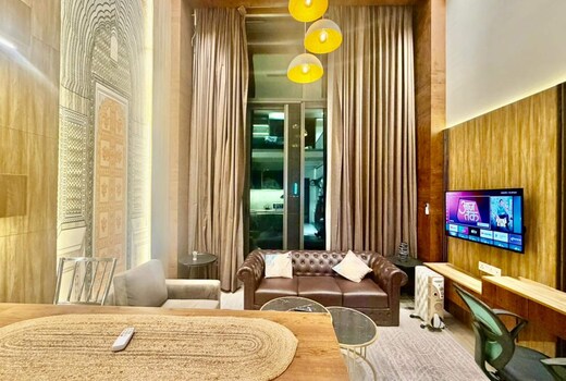 Cloud 6 Luxe Duplex w rooftop pool