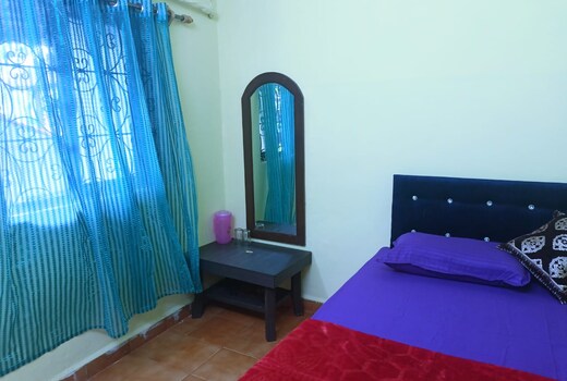 Samaira Guest House