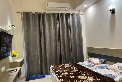 happy studio Room's 3