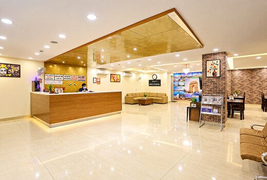 Hotel D' Capitol - Delhi Airport
