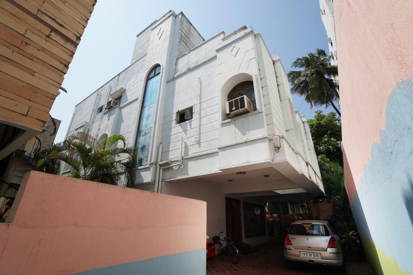 Lloyds Serviced Apartments