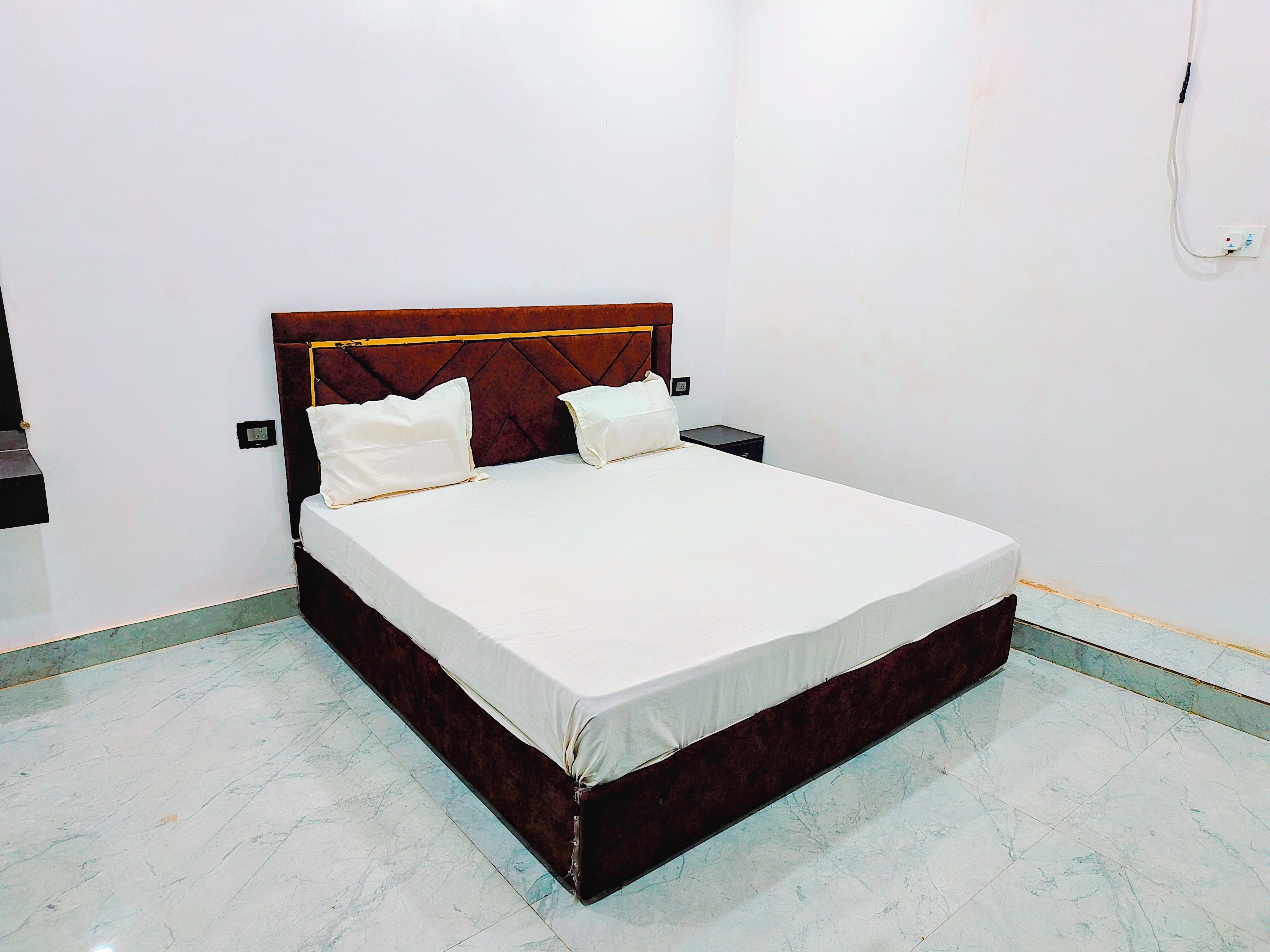 Manlam Palace