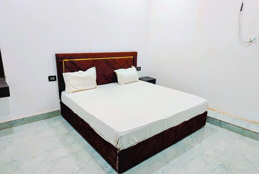 Manlam Palace