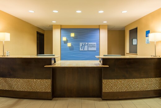 Holiday Inn Express Hotel & Suites Hobbs