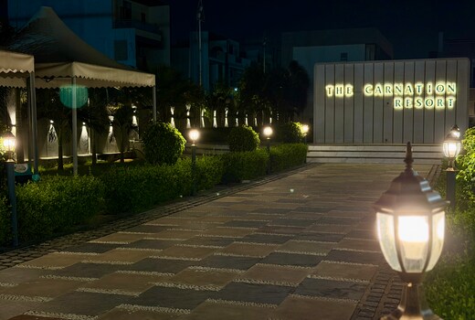 THE CARNATION HOTEL & RESORT