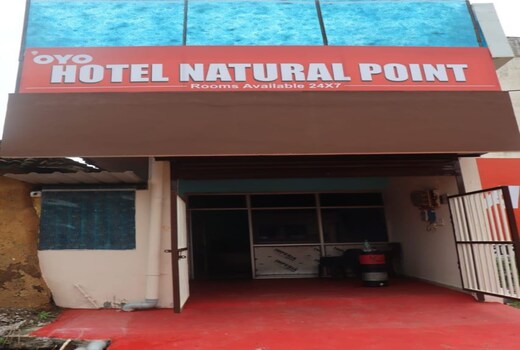 Hotel O Natural Point