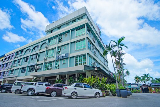 Townhouse Near Tanjung Batu Formerly 900 Inn