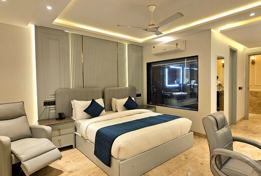 Hotel Mansarover Paradise
