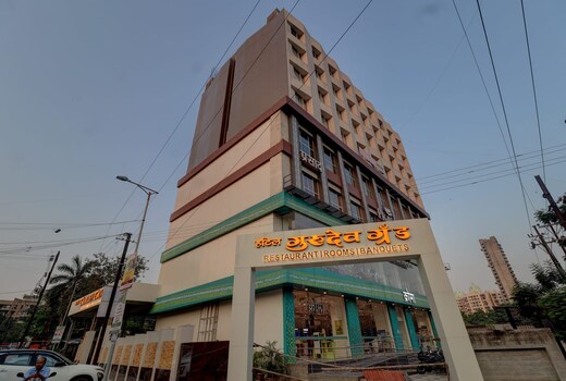 Hotel Gurudev Grand