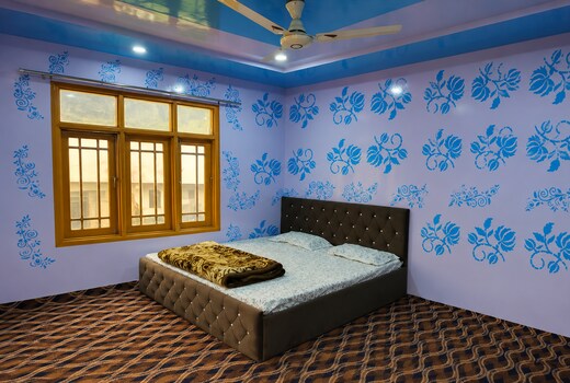SAMOON GUEST