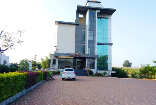 Hotel Sai Tree Executive
