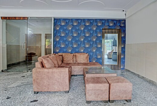 OYO 815814 Moonlight Hotel's