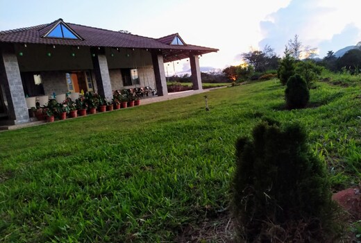 Girikarnika Homestay