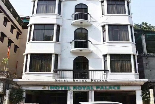 Royal Palace Hotel