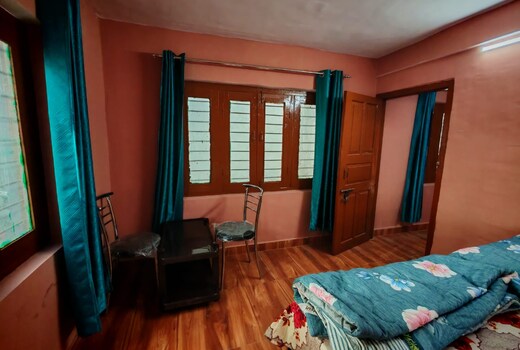 Holasay Homestay