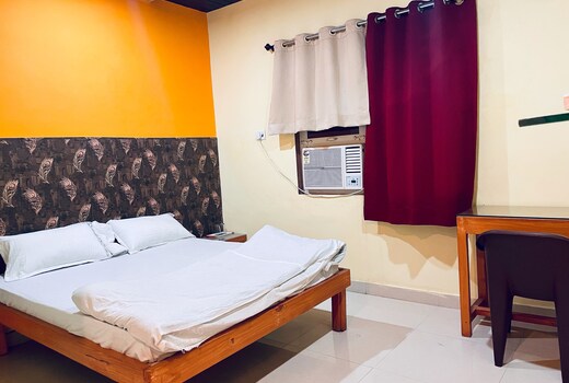 Hotel Redstone