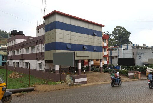 Hotel Orchid Inn