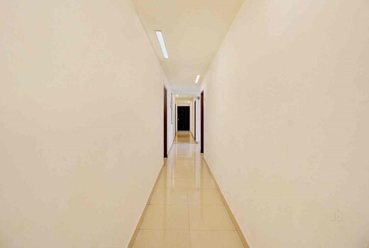 Earth Hotel Vadapalani
