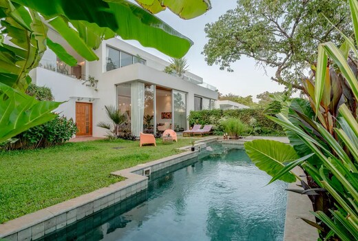 Staymaster Villa Avyakta Lux 3BR Pool in Assagao