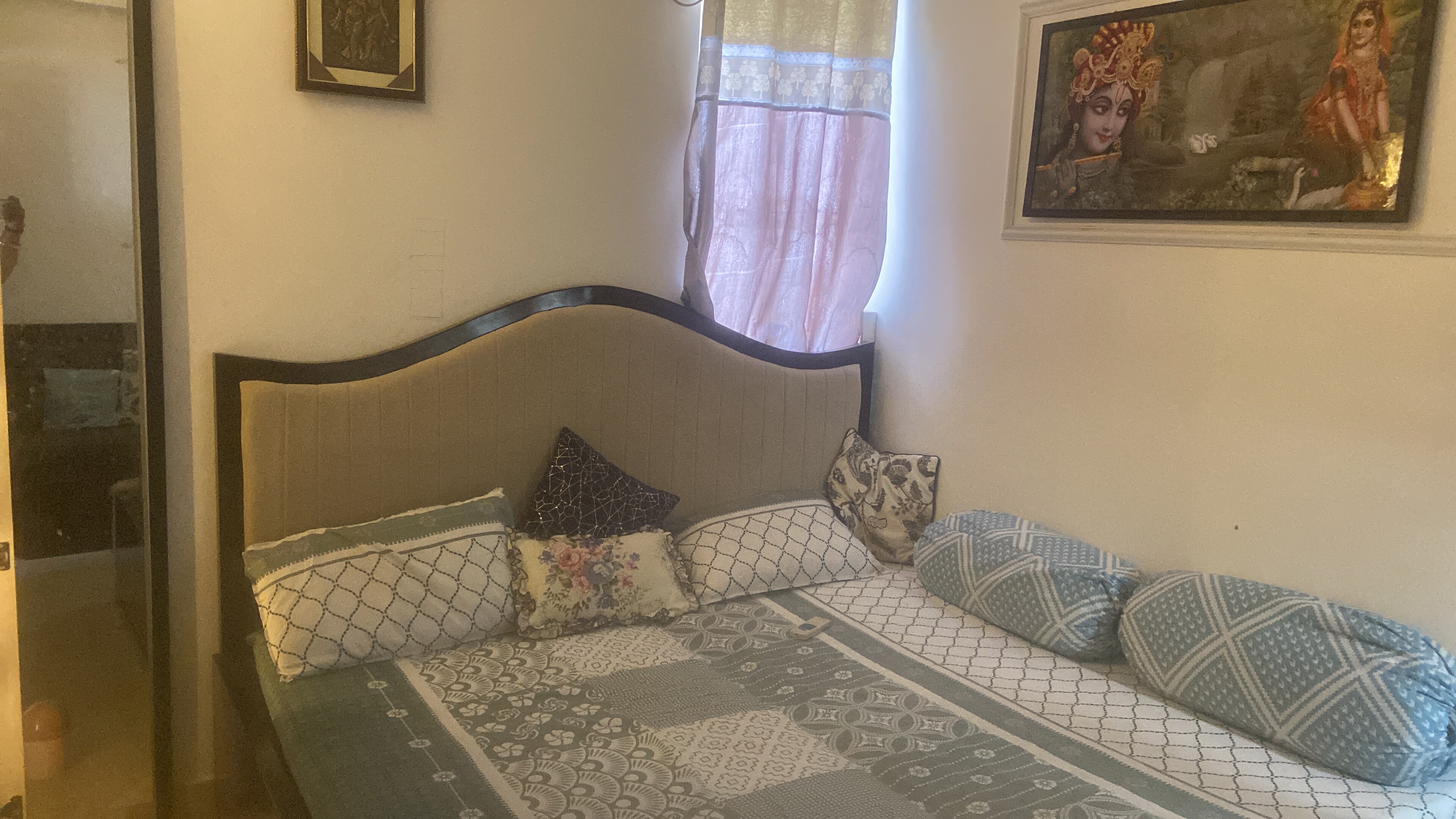 Parul property