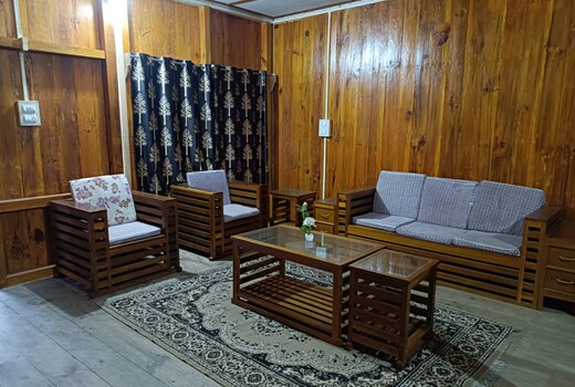 ZIRONIMO'S Luck Homestay