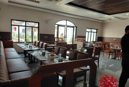 Panchmukhi Restaurant Inn