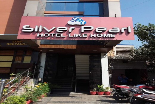 Silver Pearl Feel Like Home