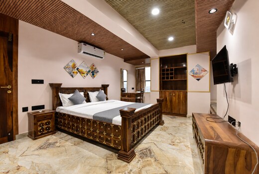 Hotel luxora Suites