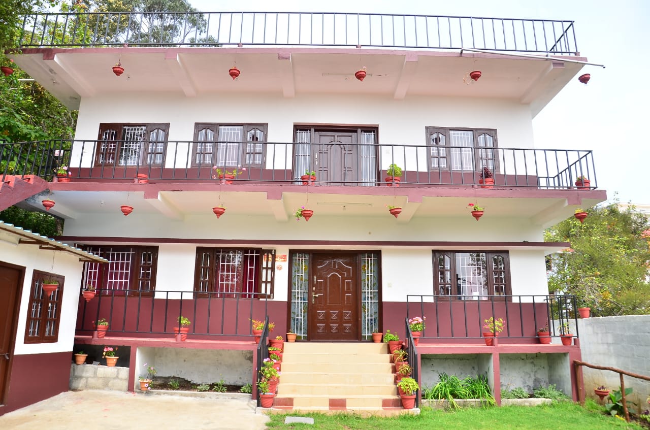 Hotel Suriya Hut