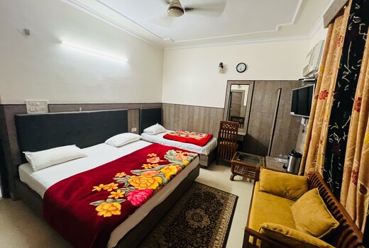 Hotel Chintpurni , Katra