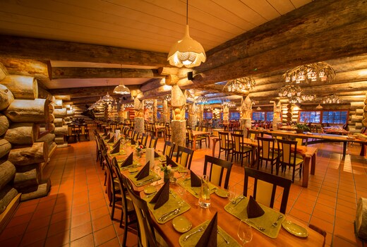 Kakslauttanen Arctic Resort