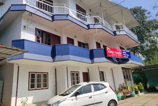Little Castle Service Villa