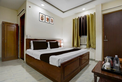 Hotel O Rae Bareli Railway Junction Formerly Nova Resorts & Luxury Farm