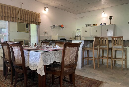 Dak Bungalow, Dera Bassi