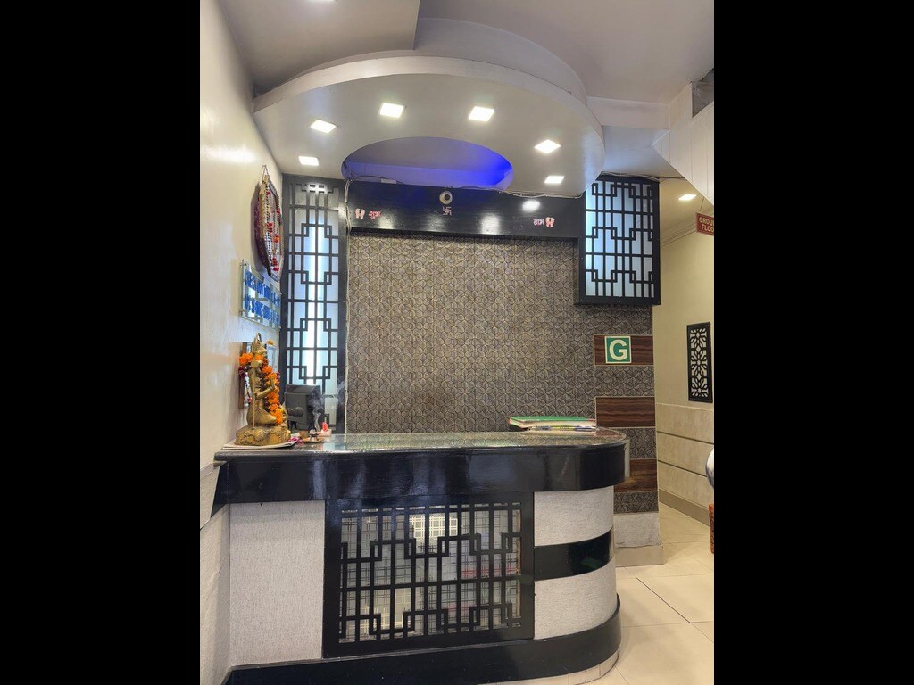 Hotel Shiv Palace