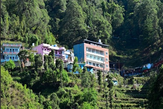 Hotel Deep Khirsu