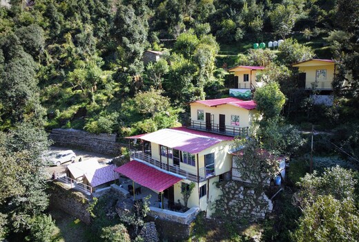 Rumkh Kedar Resort