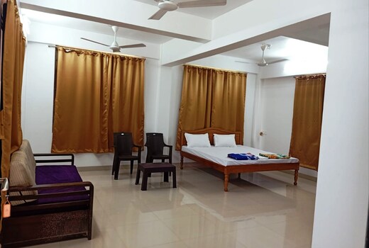 Kihim Holiday Home