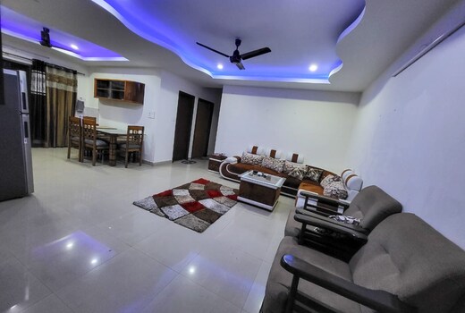 Cozy Heaven 3bhk flat