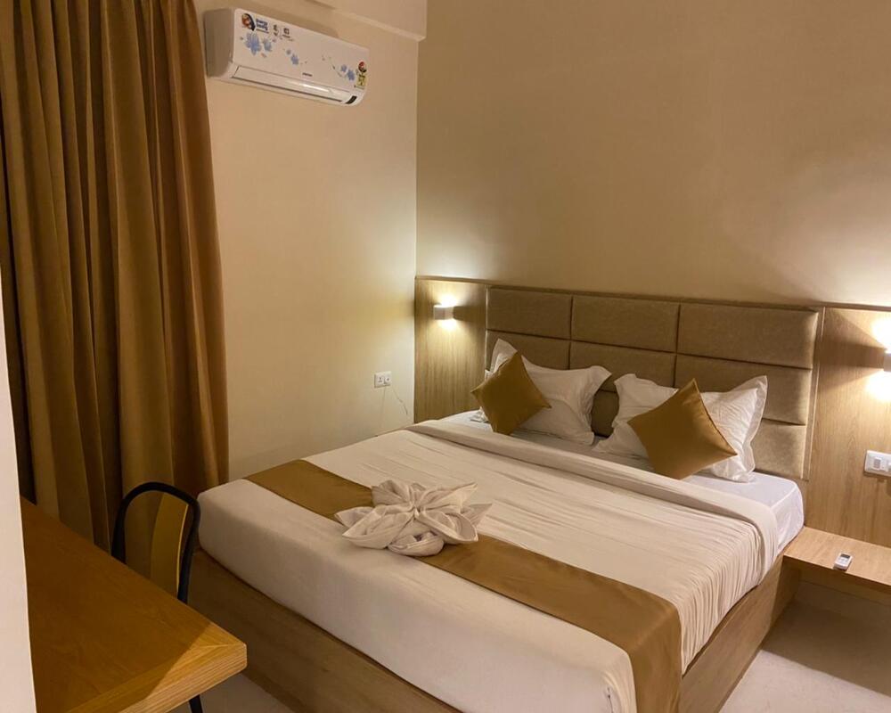 TAG HOTELS