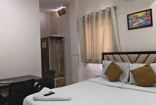 VAARAAHI HOTELS