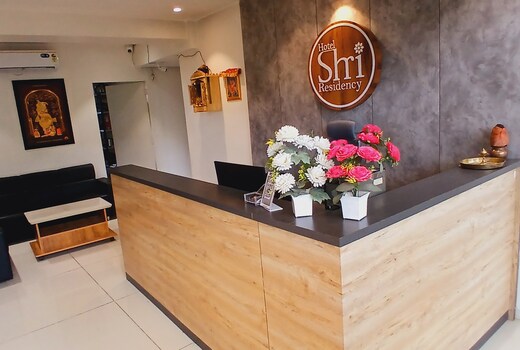 Hotel Shree Hari Om Residency