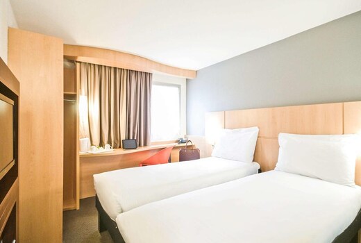 ibis London Heathrow Airport