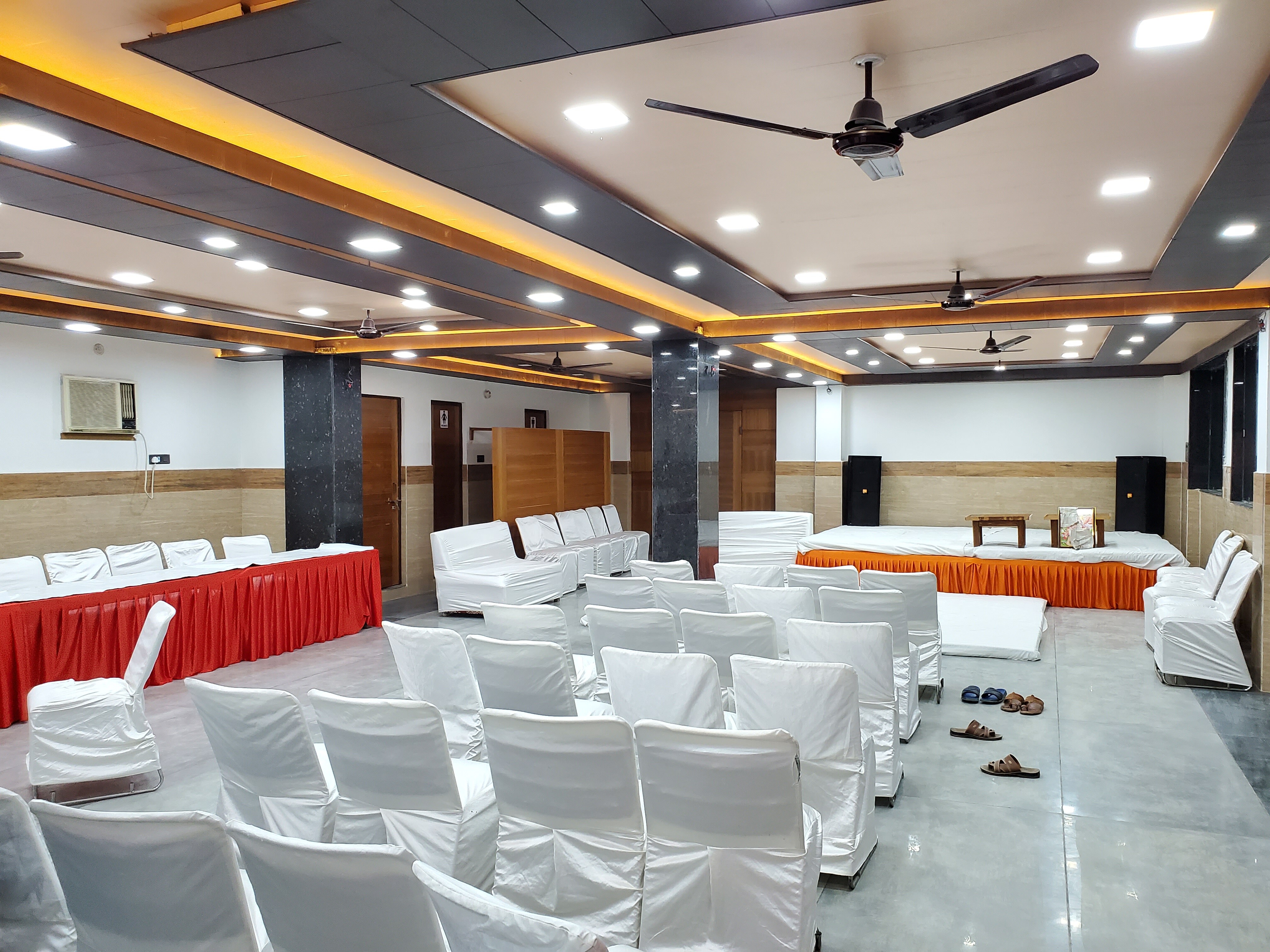 Main gallery